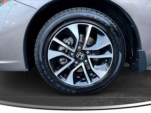 Used 2014 Honda Civic EX image 32