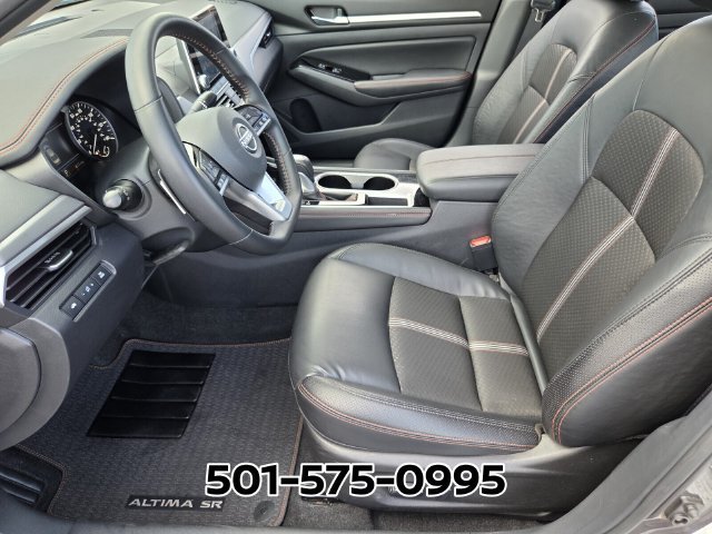 Used 2025 Nissan Altima 2.5 SR FWD image 10