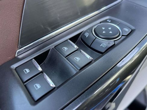 Used 2021 Ford F150 Lariat w/ Equipment Group 502A High image 17