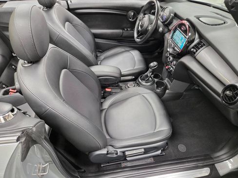 Used 2019 MINI Cooper Convertible FWD image 18