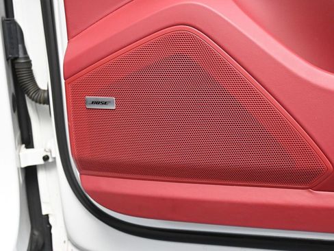 Certified 2022 Porsche Cayenne E-Hybrid Coupe image 31