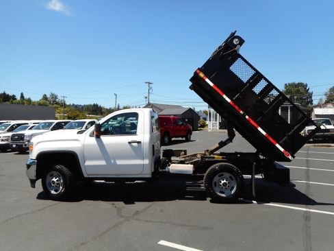 Used 2016 GMC Sierra 2500 2WD Regular Cab image 13
