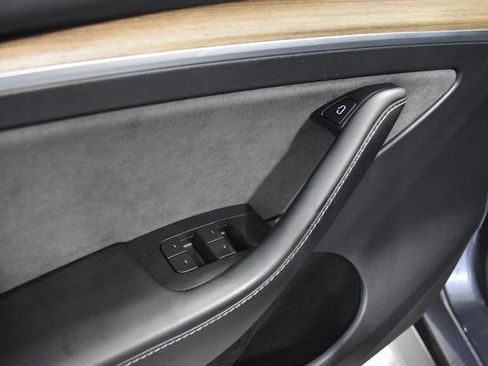 Used 2023 Tesla Model Y Long Range image 15