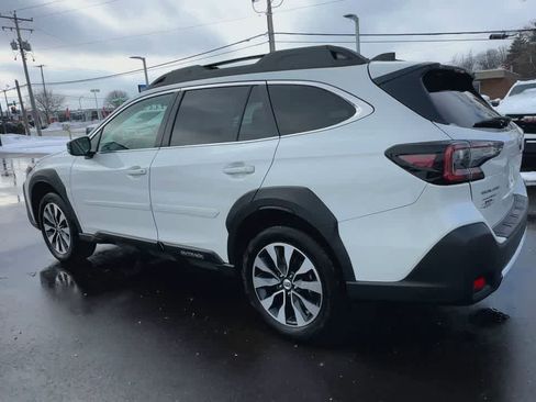 Certified 2023 Subaru Outback Limited image 6