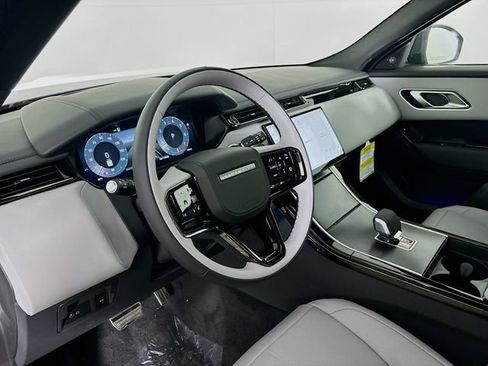New 2026 Land Rover Range Rover Velar Dynamic SE image 9