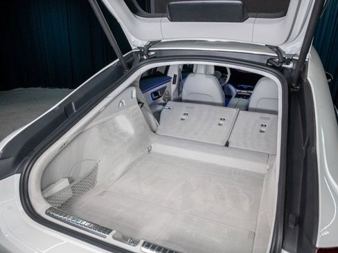 Certified 2023 Mercedes-Benz EQS 580 4MATIC Sedan image 7