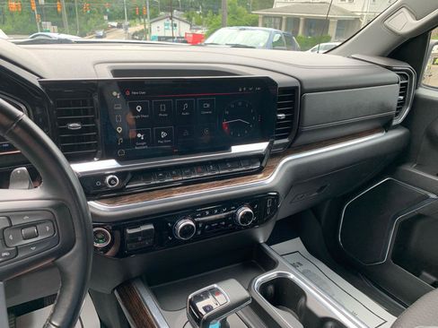 Used 2023 GMC Sierra 1500 Elevation AWD/4WD image 23