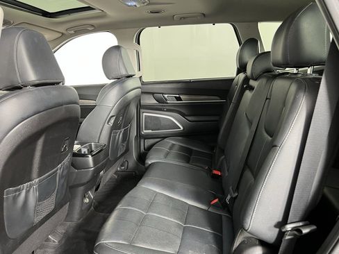 Used 2022 Kia Telluride EX w/ Towing Package image 29