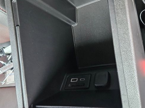 Used 2025 Chevrolet Blazer RS image 27