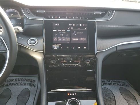Used 2023 Jeep Grand Cherokee L Laredo AWD/4WD image 21