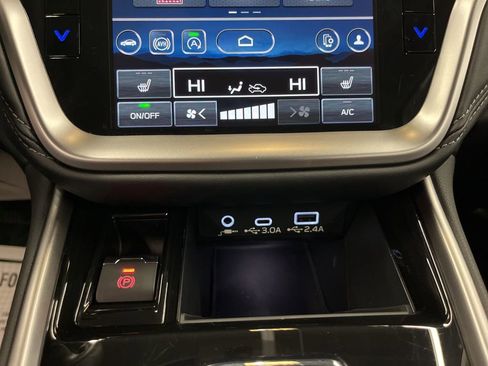 Certified 2025 Subaru Legacy Premium image 28