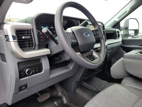 New 2026 Ford F250 XL w/ FX4 Off-Road Package image 27