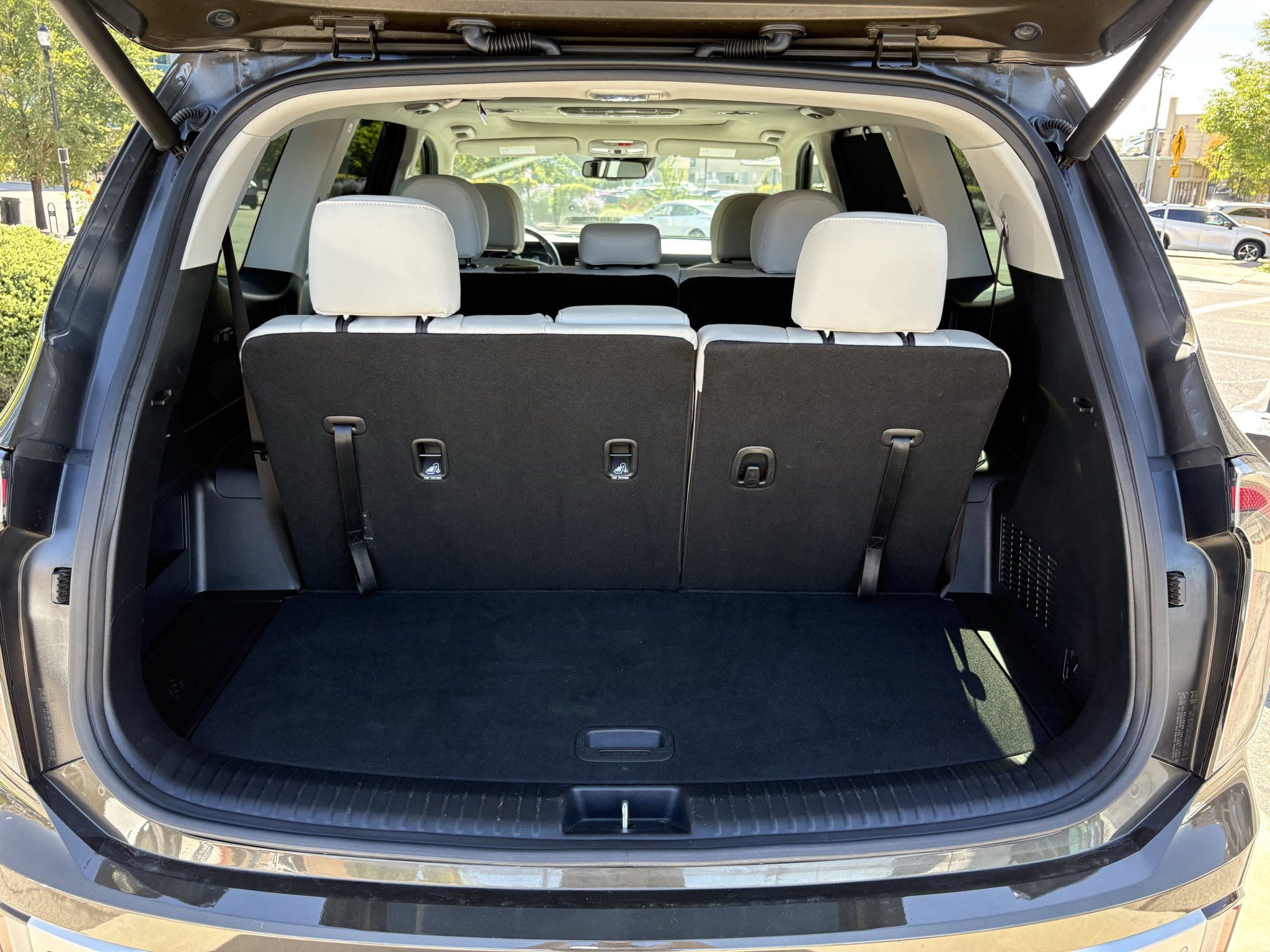 Used 2024 Kia Telluride EX AWD/4WD image 9