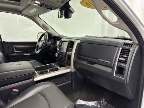 Used 2016 RAM 1500 Laramie w/ Convenience Group image 38
