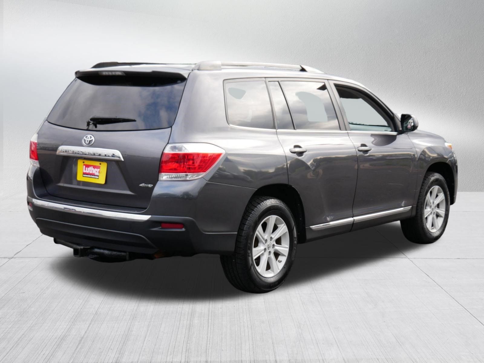 Used 2013 Toyota Highlander SE AWD/4WD image 7