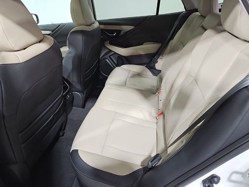 Used 2025 Subaru Outback Limited image 27