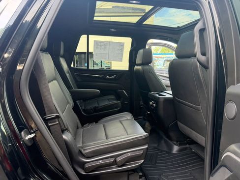 Used 2023 GMC Yukon Denali AWD/4WD image 13