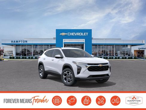 New 2026 Chevrolet Trax LT w/ LT Convenience Package FWD image 1