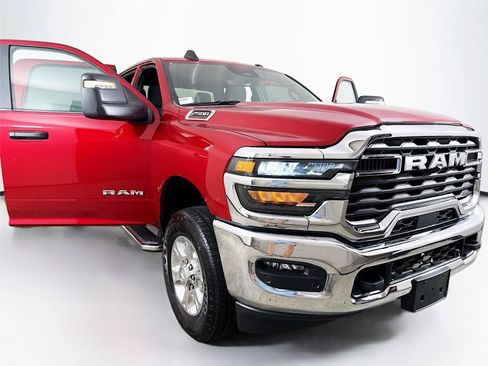 Used 2026 RAM 2500 Big Horn AWD/4WD image 41