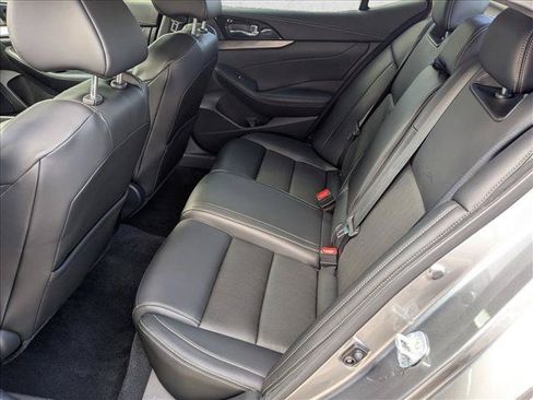 Used 2021 Nissan Maxima 3.5 SV w/ Floor Mat Group FWD image 19