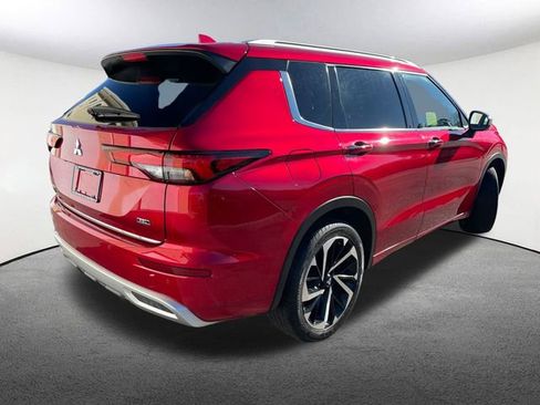 Used 2022 Mitsubishi Outlander SEL image 16