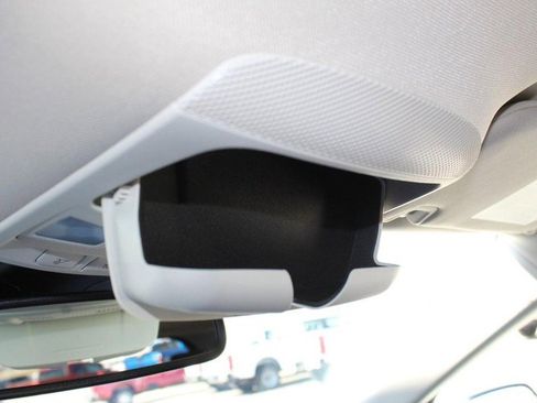 Used 2024 Ford Edge SEL image 42