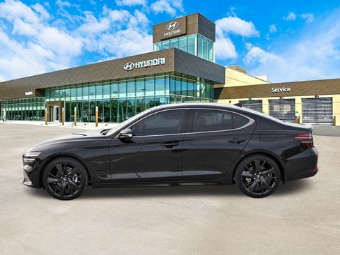 Used 2023 Genesis G70 2.0T w/ Sport Prestige Package image 9
