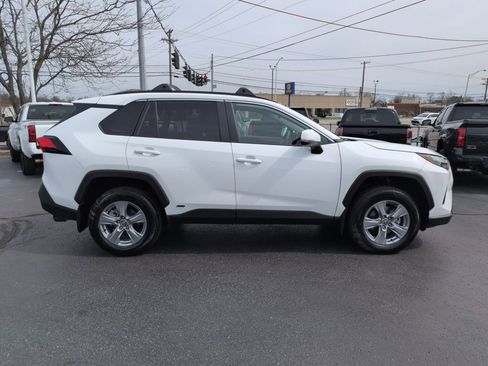 Certified 2025 Toyota RAV4 XLE w/ Convenience Package image 6