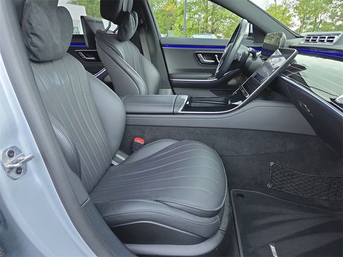 Certified 2023 Mercedes-Benz S 500 4MATIC image 17