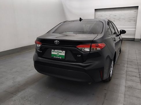 Used 2024 Toyota Corolla LE image 9