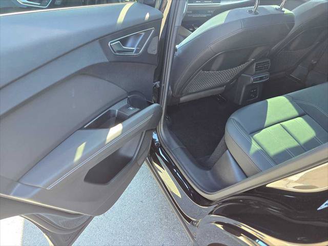 Used 2023 Audi Q4 e-tron Premium Plus w/ Premium Plus RWD image 18