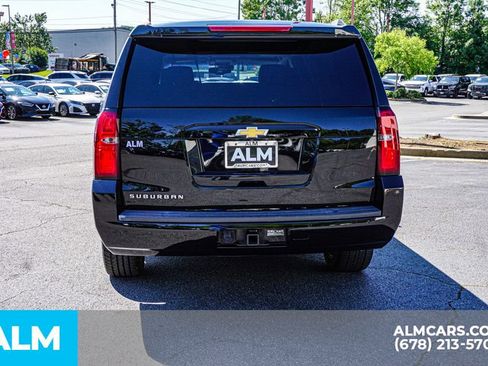 Used 2015 Chevrolet Suburban LT RWD image 11
