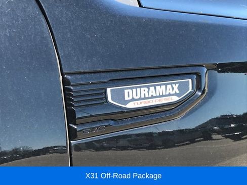 Used 2023 GMC Sierra 1500 Elevation image 3