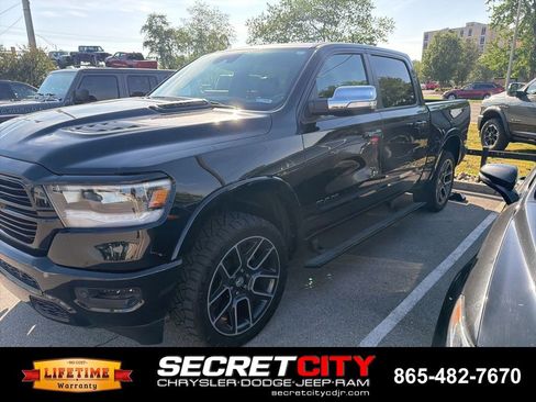 Used 2019 RAM 1500 Laramie AWD/4WD image 1