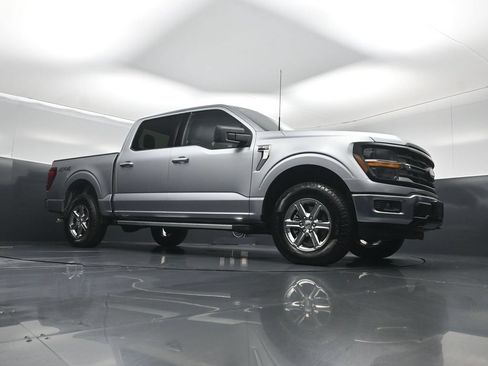 Used 2025 Ford F150 XLT w/ Equipment Group 301A Standard AWD/4WD image 4
