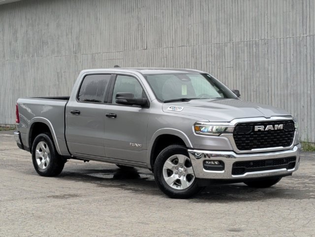Used 2025 RAM 1500 Big Horn AWD/4WD image 11