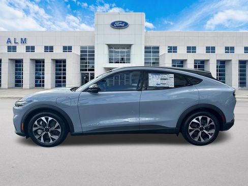 New 2026 Ford Mustang Mach-E Select image 9