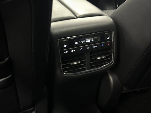 Used 2022 MAZDA CX-9 Grand Touring image 18