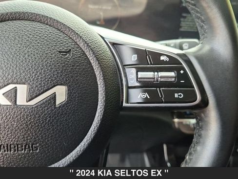 Used 2024 Kia Seltos EX AWD/4WD image 19