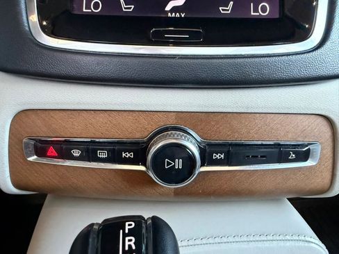 Used 2017 Volvo XC90 T6 Inscription w/ Vision Package image 60