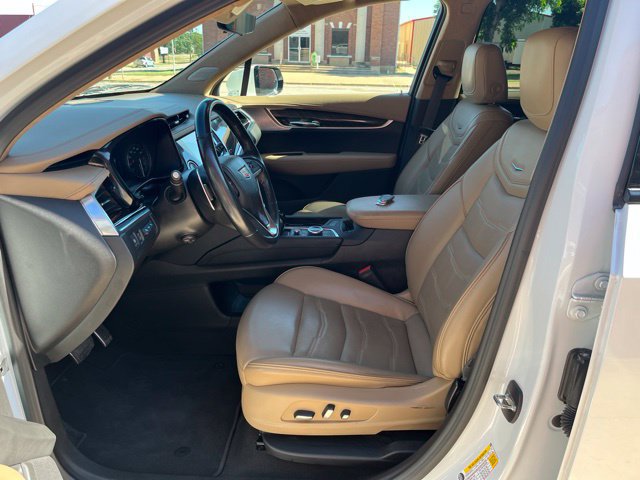 Used 2023 Cadillac XT6 Sport w/ Platinum Package AWD/4WD image 13