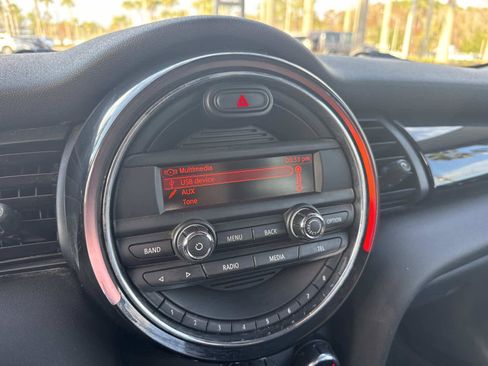 Used 2014 MINI Cooper 2-Door Hardtop image 19