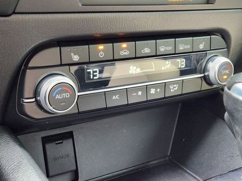 Used 2019 MAZDA CX-5 Touring image 18