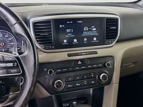 Used 2022 Kia Sportage Nightfall Edition FWD image 18