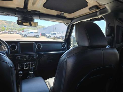 Used 2019 Jeep Wrangler Unlimited Sahara w/ Advanced Safety Group AWD/4WD image 14