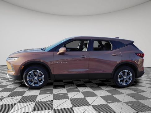 Certified 2023 Chevrolet Blazer LT AWD/4WD image 4