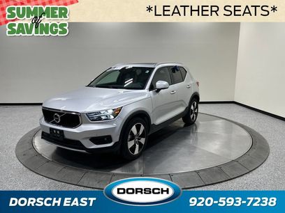 Used 2019 Volvo XC40 T5 Momentum