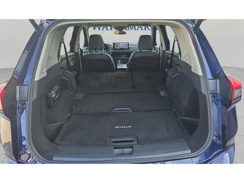 Certified 2025 Nissan Rogue SL w/ Tech Package AWD/4WD image 32