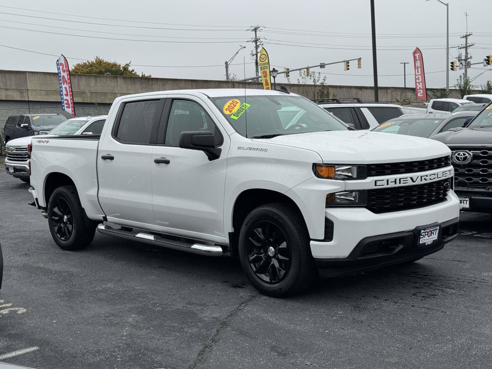 Used 2020 Chevrolet Silverado 1500 Custom w/ Custom Value Package AWD/4WD image 26