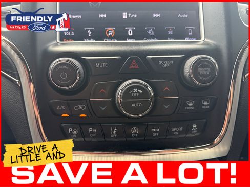 Used 2018 Jeep Grand Cherokee Summit AWD/4WD image 12